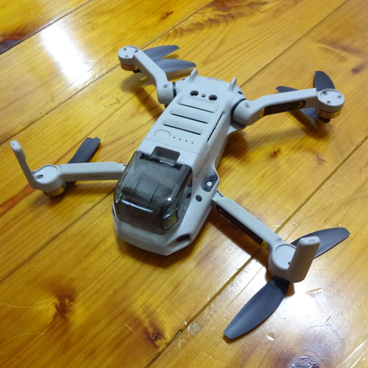 DJI MAVIC MINI 本体のみ 動作確認済 ホビーラジコン DJI MAVIC MINI 本体のみ 動作確認済 ホビーラジコン