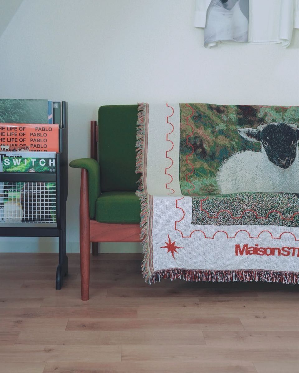新品未使用】MAISON STRAYSHEEP RUG ブランケット 羊 ラグ 特大 新品未使用】MAISON STRAYSHEEP RUG ブランケット 羊 ラグ 特大