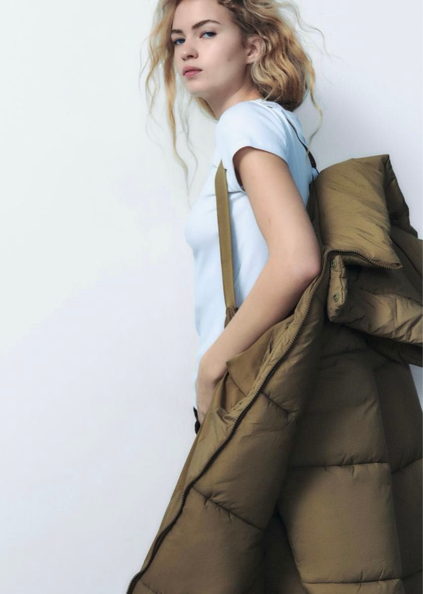 ZARA ロング丈アノラック ダウンコート ダウンジャケットベンチ ZARA ロング丈アノラック ダウンコート ダウンジャケットベンチ