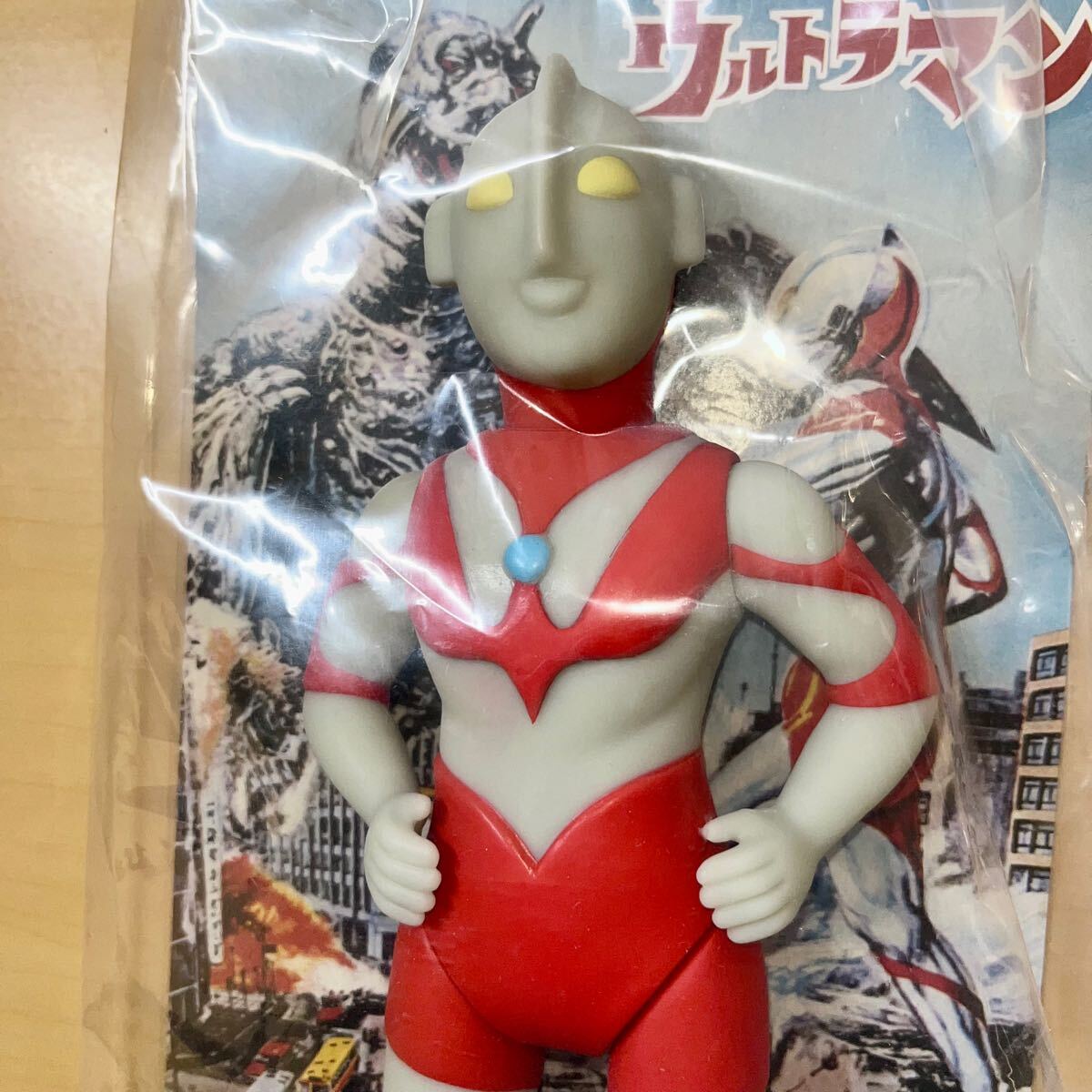 マルサン ウルトラマン 350 マットグレー ver. 墓場の画廊 マルサン ウルトラマン 350 マットグレー ver. 墓場の画廊