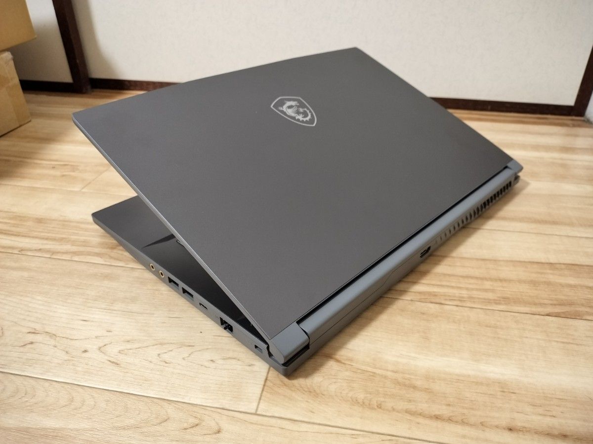RTX 4060 core i7 13620H MSI Thin-15-B13VF ゲーミング ノート RTX 4060 core i7 13620H MSI Thin-15-B13VF ゲーミング ノート