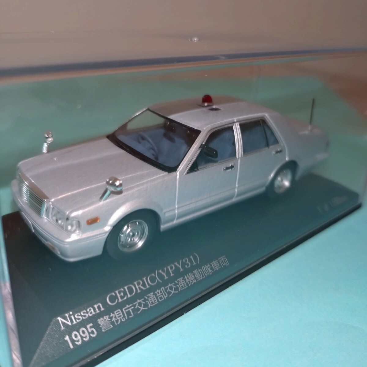 RAI'S レイズ 1/43日産 セドリック 覆面パトカー 警視庁 交通部 RAI'S レイズ 1/43日産 セドリック 覆面パトカー 警視庁 交通部