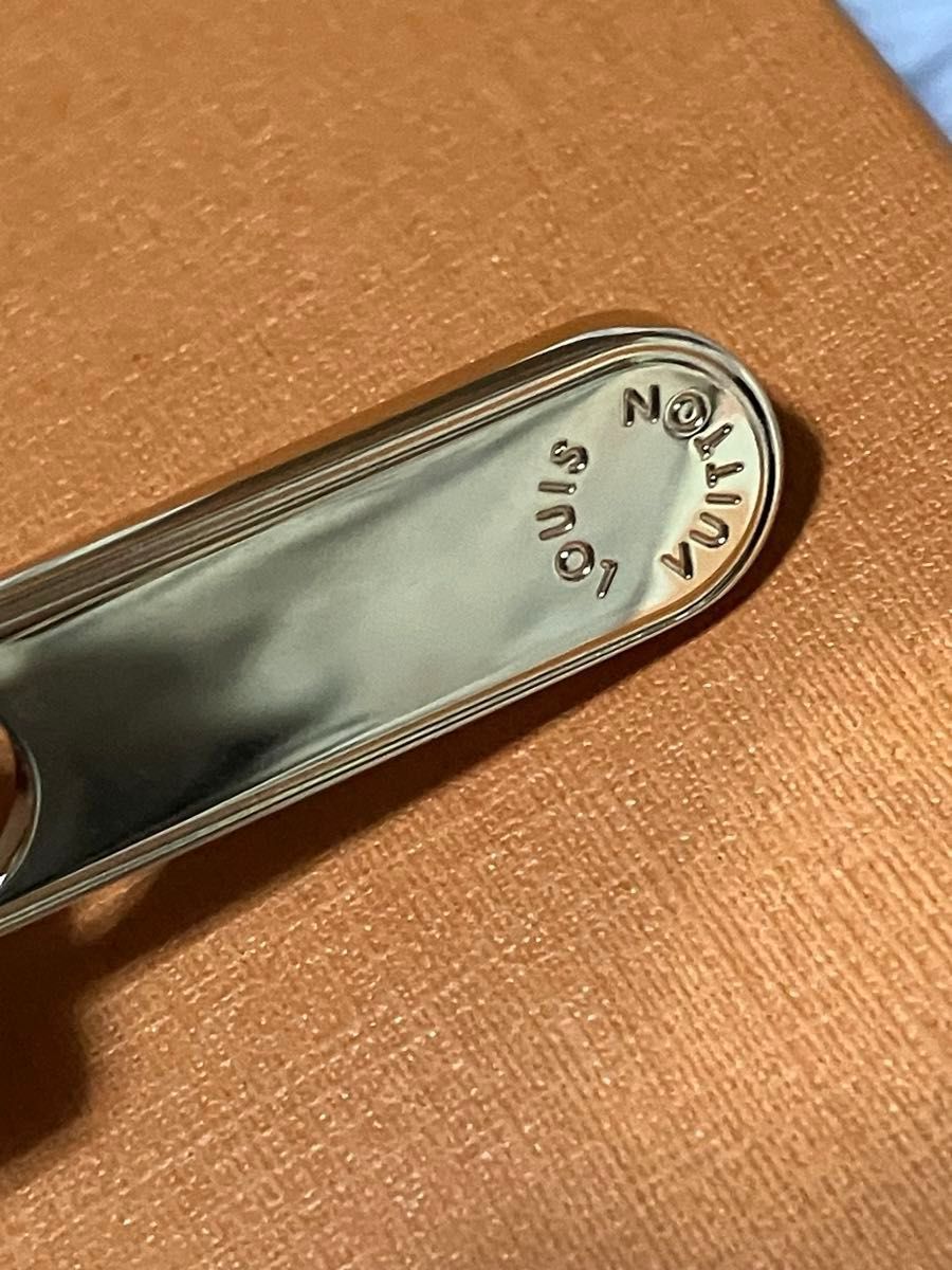 LV × TM ジッピー・ウォレット ルイヴィトン 村上隆 M13922 新品 LV × TM ジッピー・ウォレット ルイヴィトン 村上隆 M13922 新品