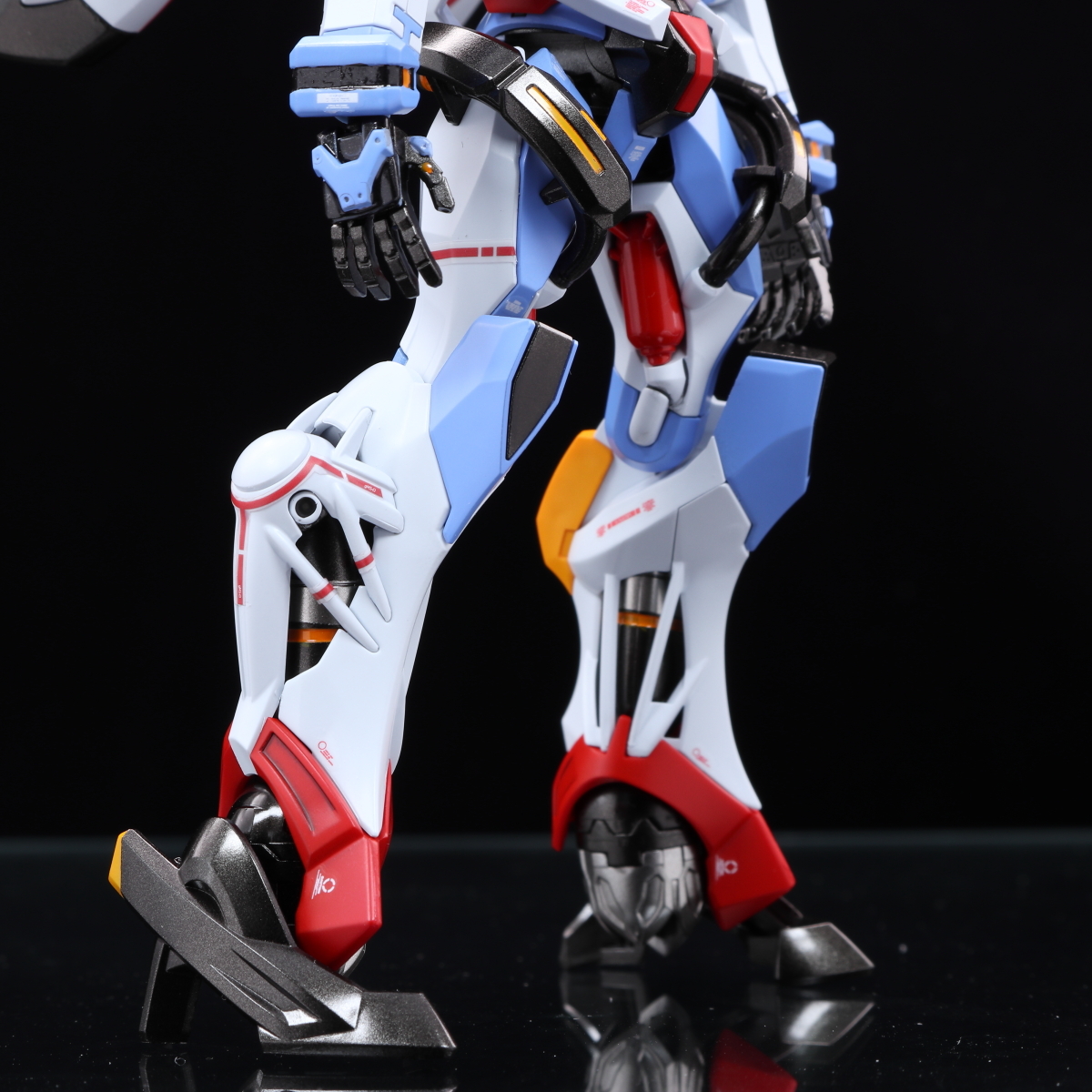 HG 1/144 GQuuuuuuX ジークアクス 劇場特典ミニポスター付き HG 1/144 GQuuuuuuX ジークアクス 劇場特典ミニポスター付き