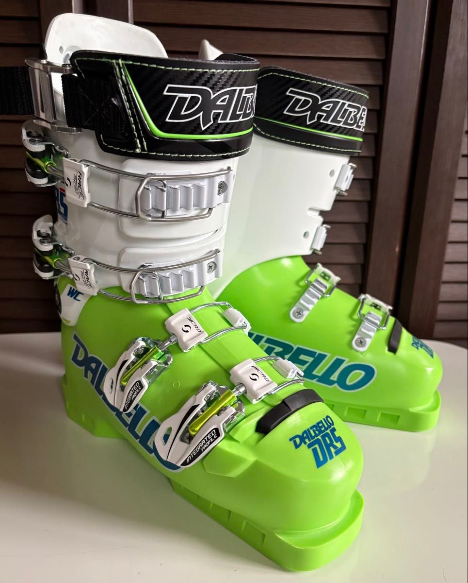 2023 DALBELLO ダルベロ DRS WC SS (110) スキーブーツ 2023 DALBELLO ダルベロ DRS WC SS (110) スキーブーツ