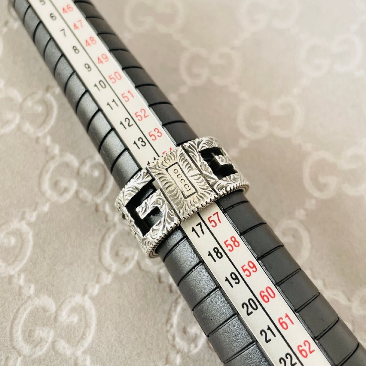 極美品 GUCCI グッチ スクエアG アラベスク シルバー ワイド 極美品 GUCCI グッチ スクエアG アラベスク シルバー ワイド