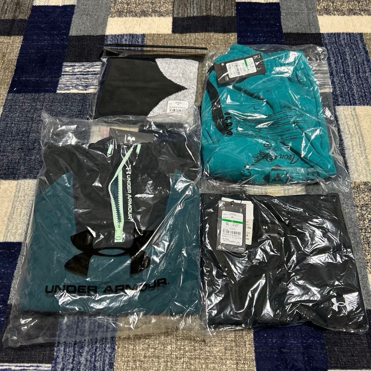 アンダーアーマー 福袋 2025年 新品・未開封 UNDER ARMOUR 福缶 アンダーアーマー 福袋 2025年 新品・未開封 UNDER ARMOUR 福缶