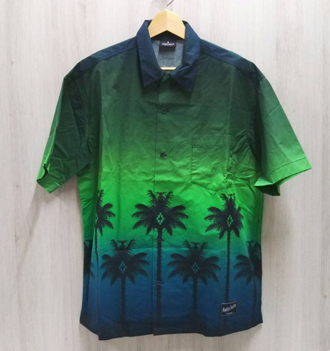 特価商品  メンズ アロハシャツ SHIRT PALM GREEN BURLON ◎MARCELO L CMGA035S18689037 緑 グリーン系 Lサイズ