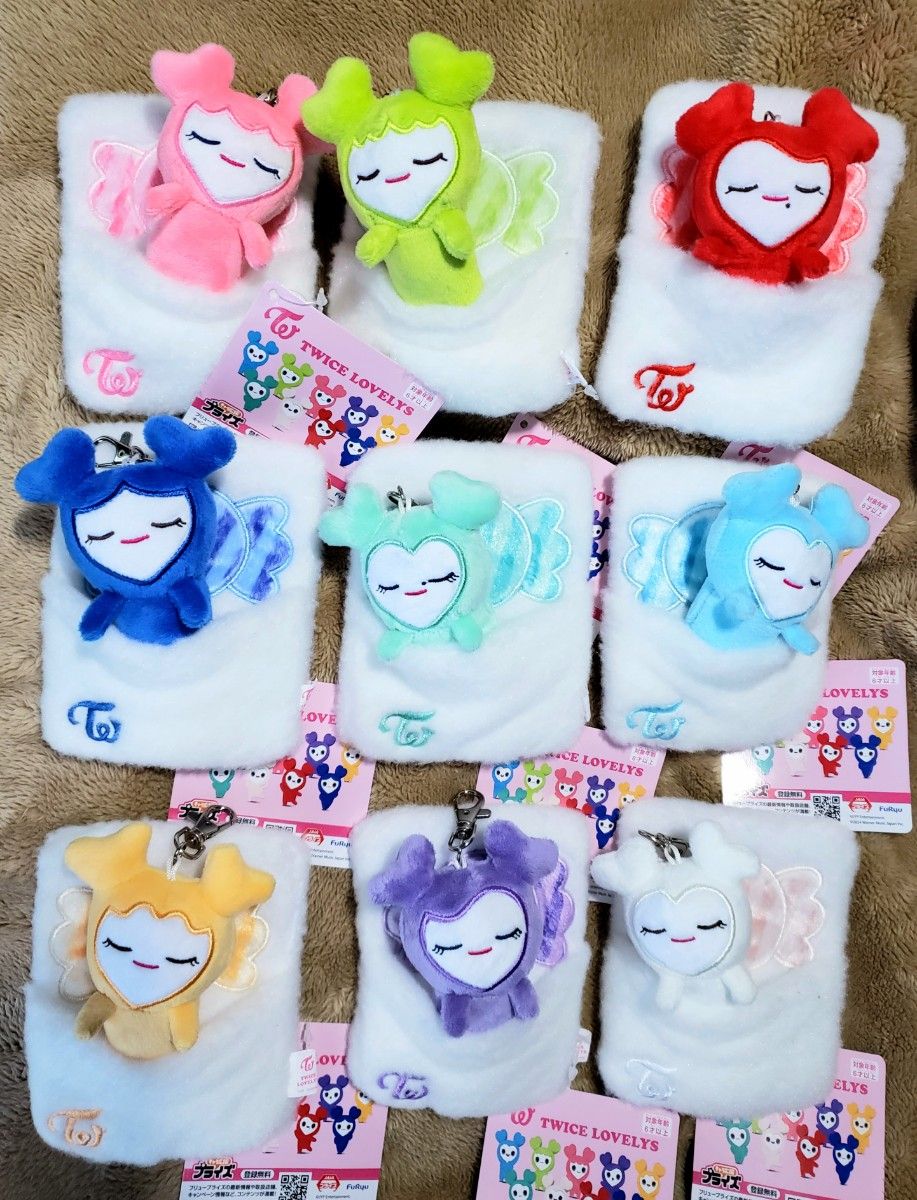 GIGO TWICE LOVELYS おふとんリールパスケース 全9種セット GIGO TWICE LOVELYS おふとんリールパスケース 全9種セット