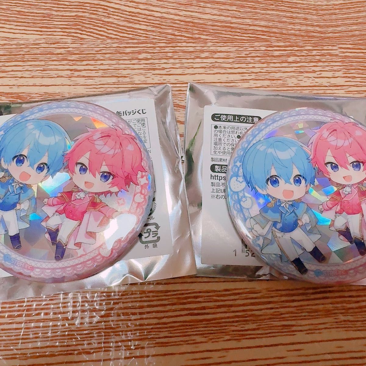 すとぷり ころんくん さとみくん プレミアム缶バッジ 2025 すとぷり ころんくん さとみくん プレミアム缶バッジ 2025
