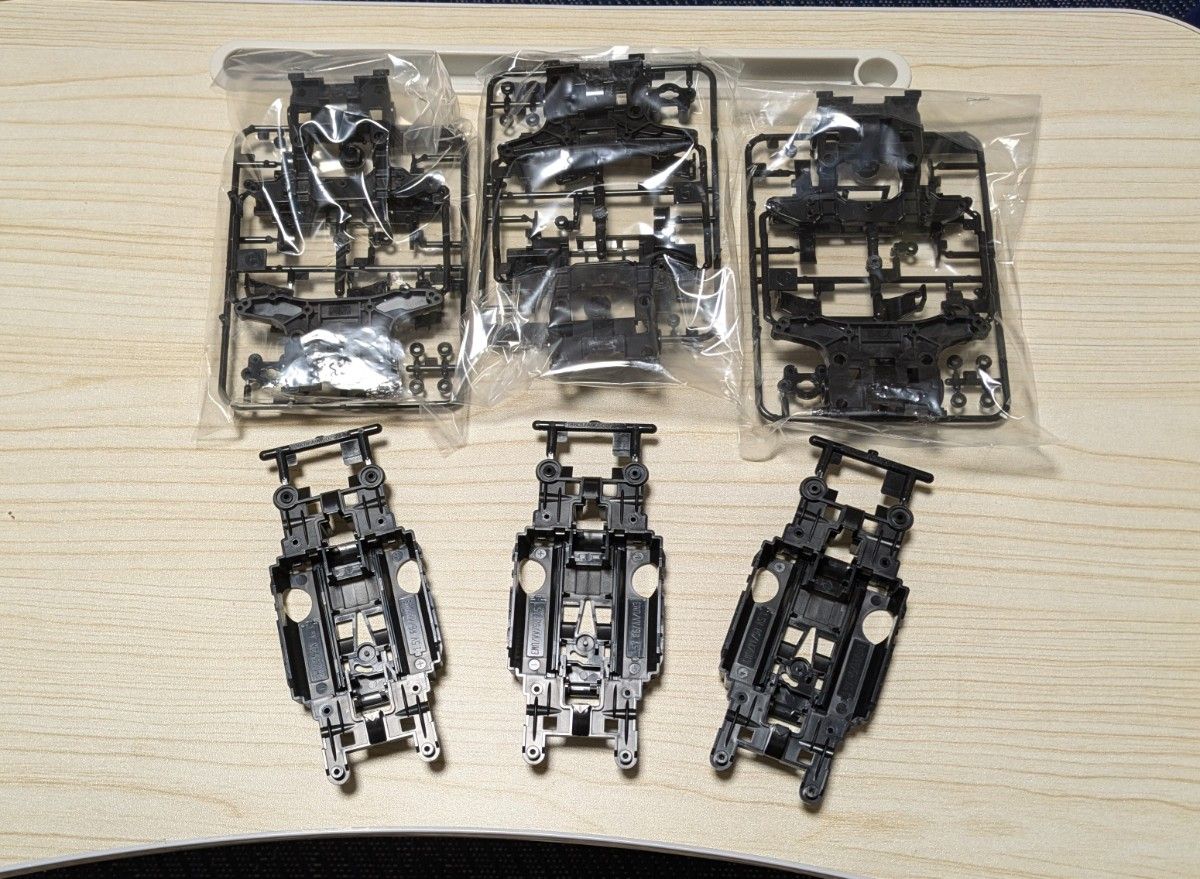 ミニ四駆MSシャーシ3セット(センターノーマル Hパーツ N-02T01 ミニ四駆MSシャーシ3セット(センターノーマル Hパーツ N-02T01