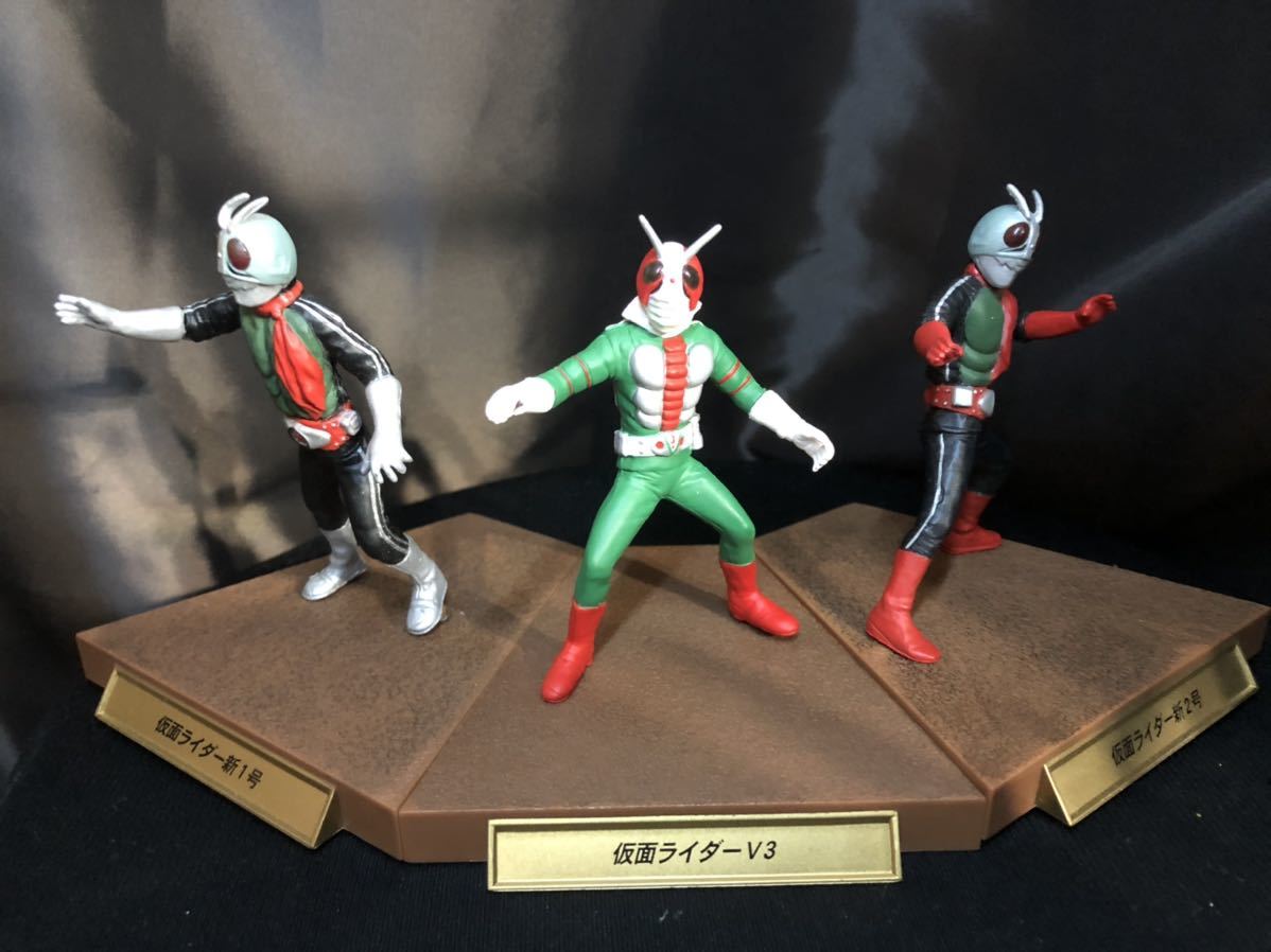 ガシャポンHGサイズ仮面ライダー1号&2号&V3 三人ライダーフィギュア　ガチャガチャ　カプセルトイ　食玩　特撮　石ノ森　東映_画像1