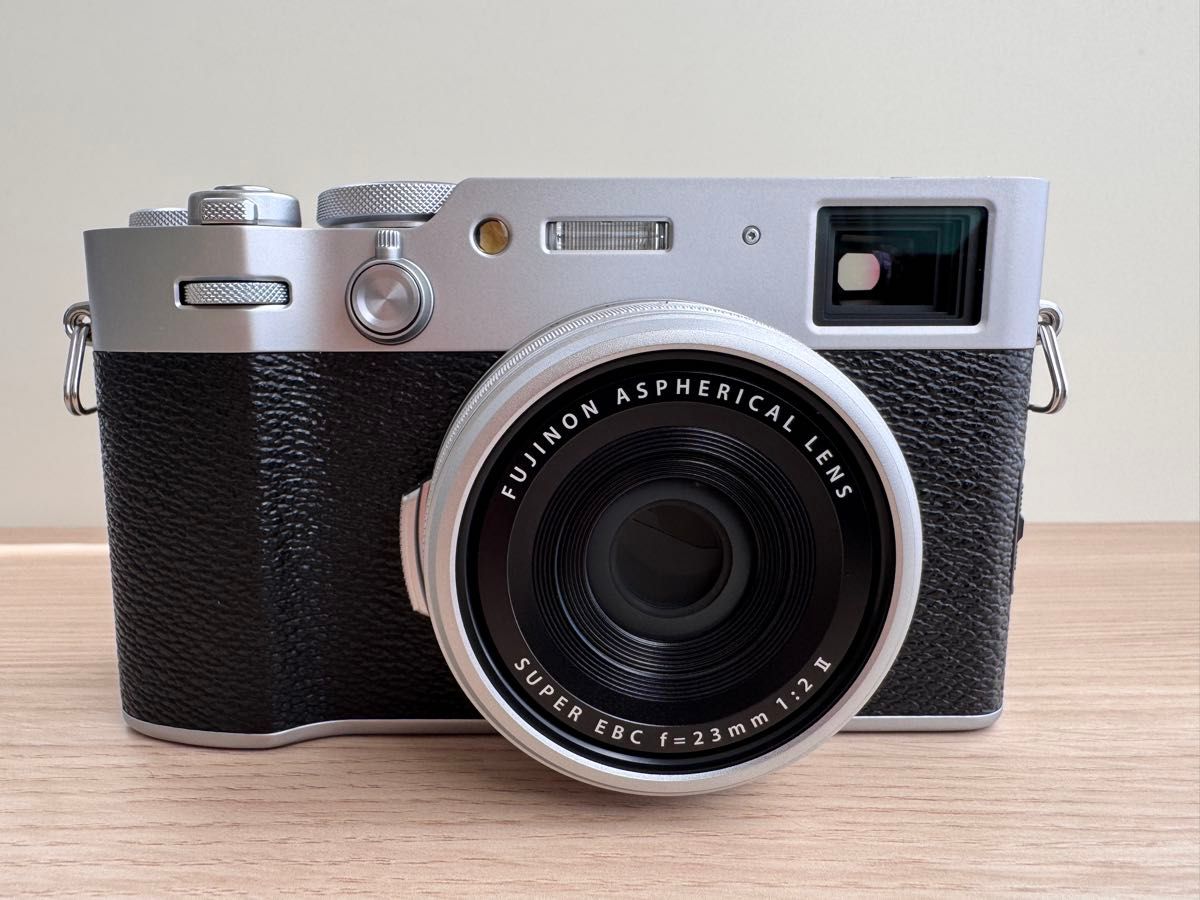 保証残あり】FUJIFILM X100VI シルバー おまけ多数富士フイルム 保証残あり】FUJIFILM X100VI シルバー おまけ多数富士フイルム