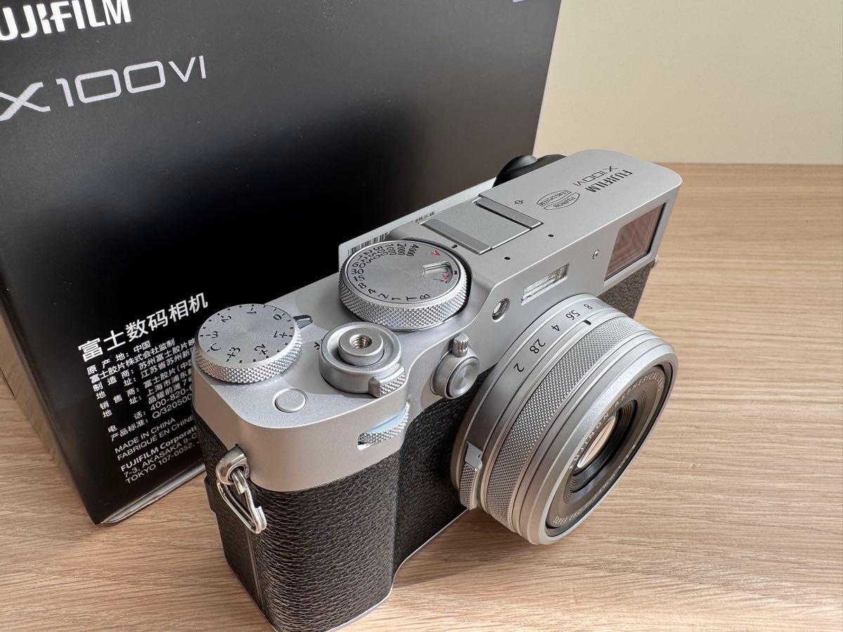 保証残あり】FUJIFILM X100VI シルバー おまけ多数富士フイルム 保証残あり】FUJIFILM X100VI シルバー おまけ多数富士フイルム