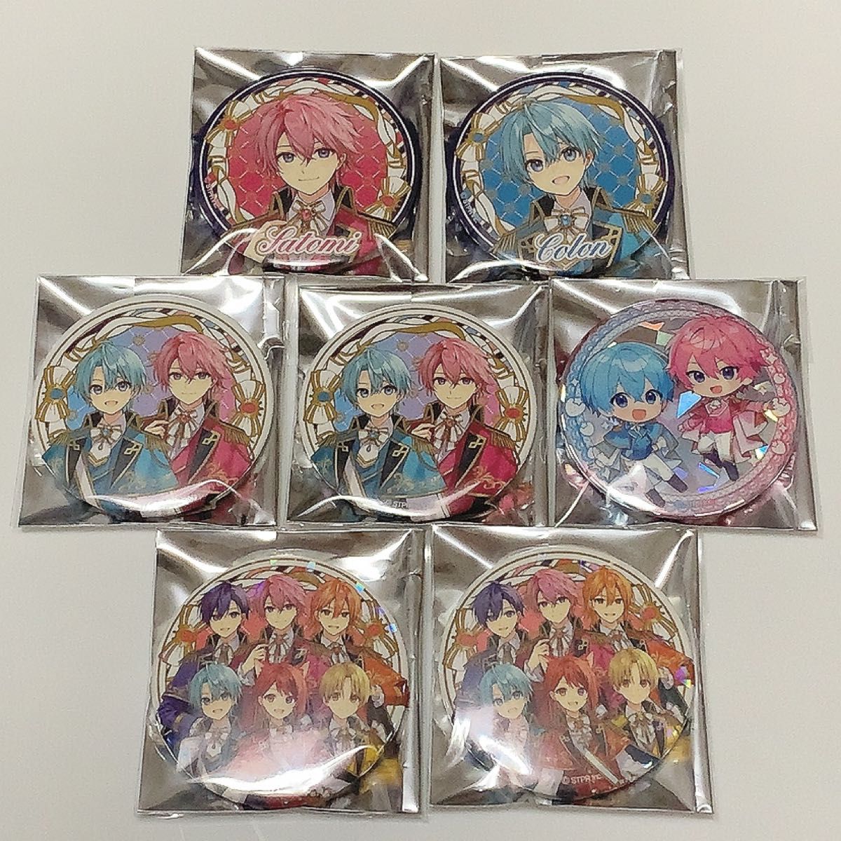 すとぷり ころんくん・さとみくん プレミアム缶バッジくじ 等身・デフォルト すとぷり ころんくん・さとみくん プレミアム缶バッジくじ 等身