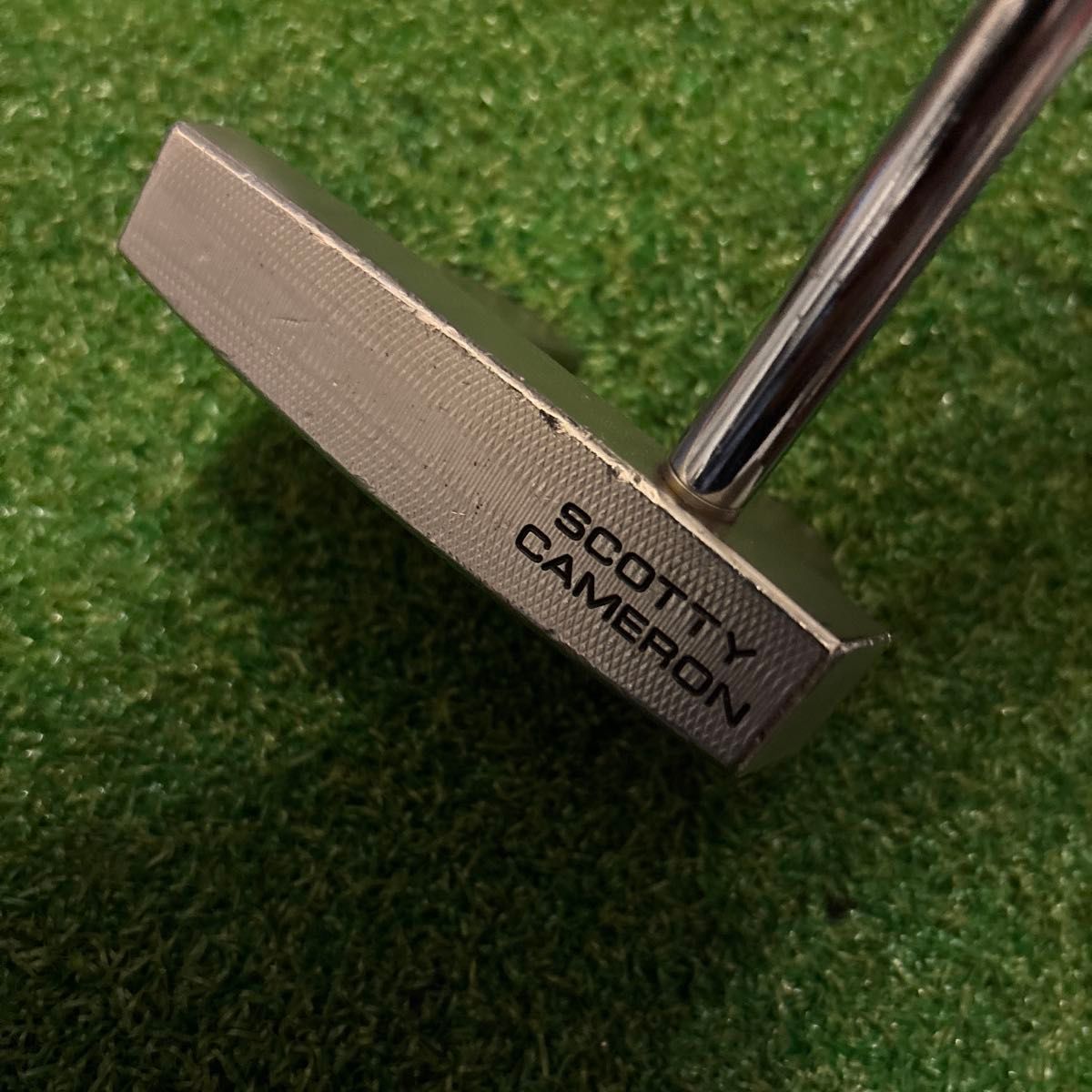 スコッティキャメロン FUTURA x5 パター　 タイトリスト TOUR SCOTTY CAMERON ネオマレット