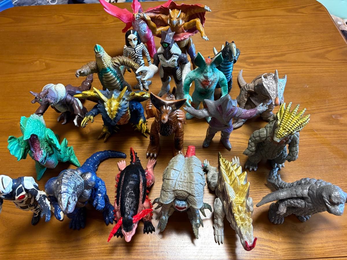 ウルトラマン ウルトラ怪獣シリーズ ソフビ フィギュア 20体 ウルトラマン ウルトラ怪獣シリーズ ソフビ フィギュア 20体