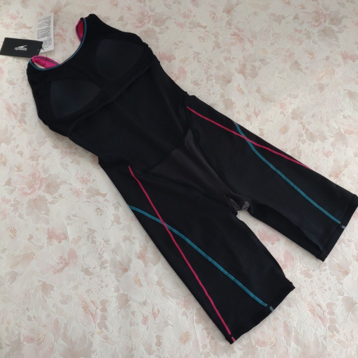 新品 スピード speedo 競泳水着 ウルトラストレッチ O カップ付 UV 新品 スピード speedo 競泳水着 ウルトラストレッチ O カップ付 UV