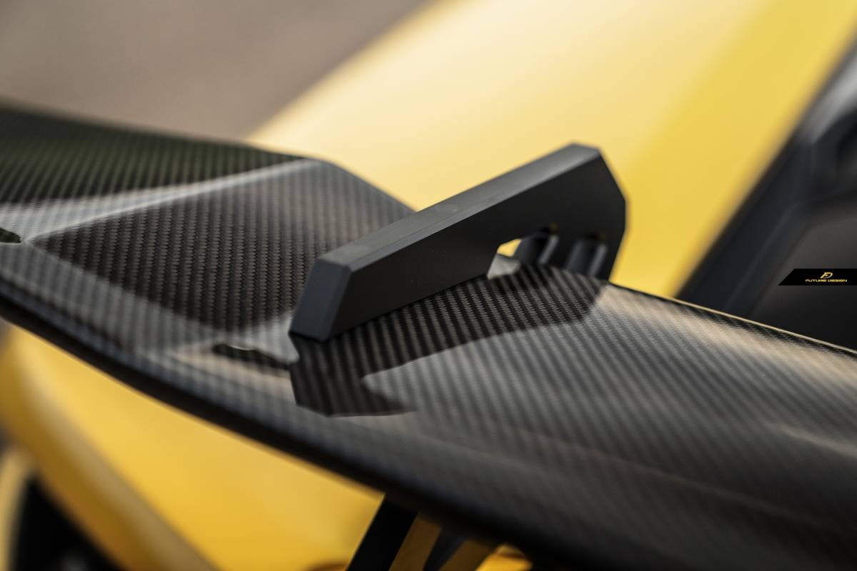 【FUTURE DESIGN 正規品】Lamborghini ランボルギーニ Huracan ウラカン LP610-4 カーボン トランク用GTリアウィングー 本物DryCarbon _画像3