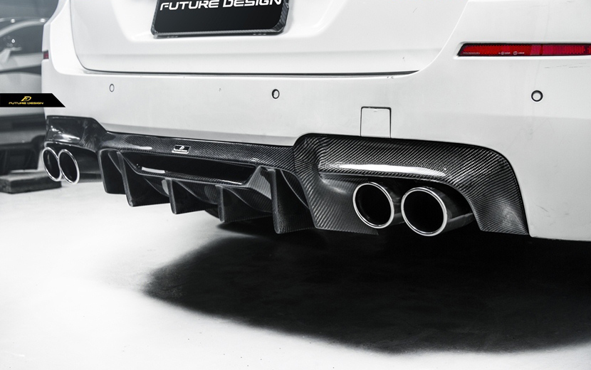 【FUTURE DESIGN 正規品】BMW 5シリーズ F10 F11 Mスポーツ M5 リアバンパー用ディフューザー 本物DryCarbon ドライカーボン_画像1