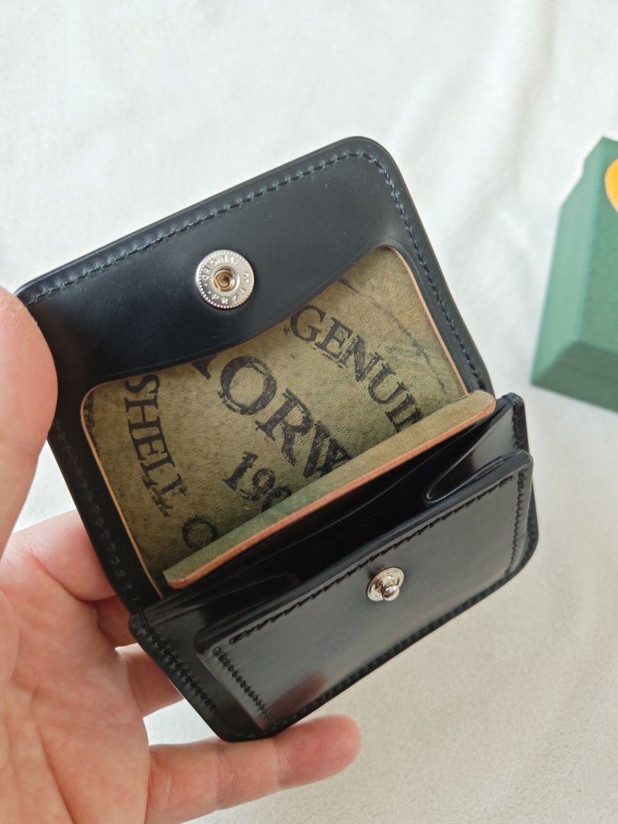 ROBUSTA LEATHER ロブスタレザー Pops(ポップス) / Horween ROBUSTA LEATHER ロブスタレザー Pops(ポップス) / Horween