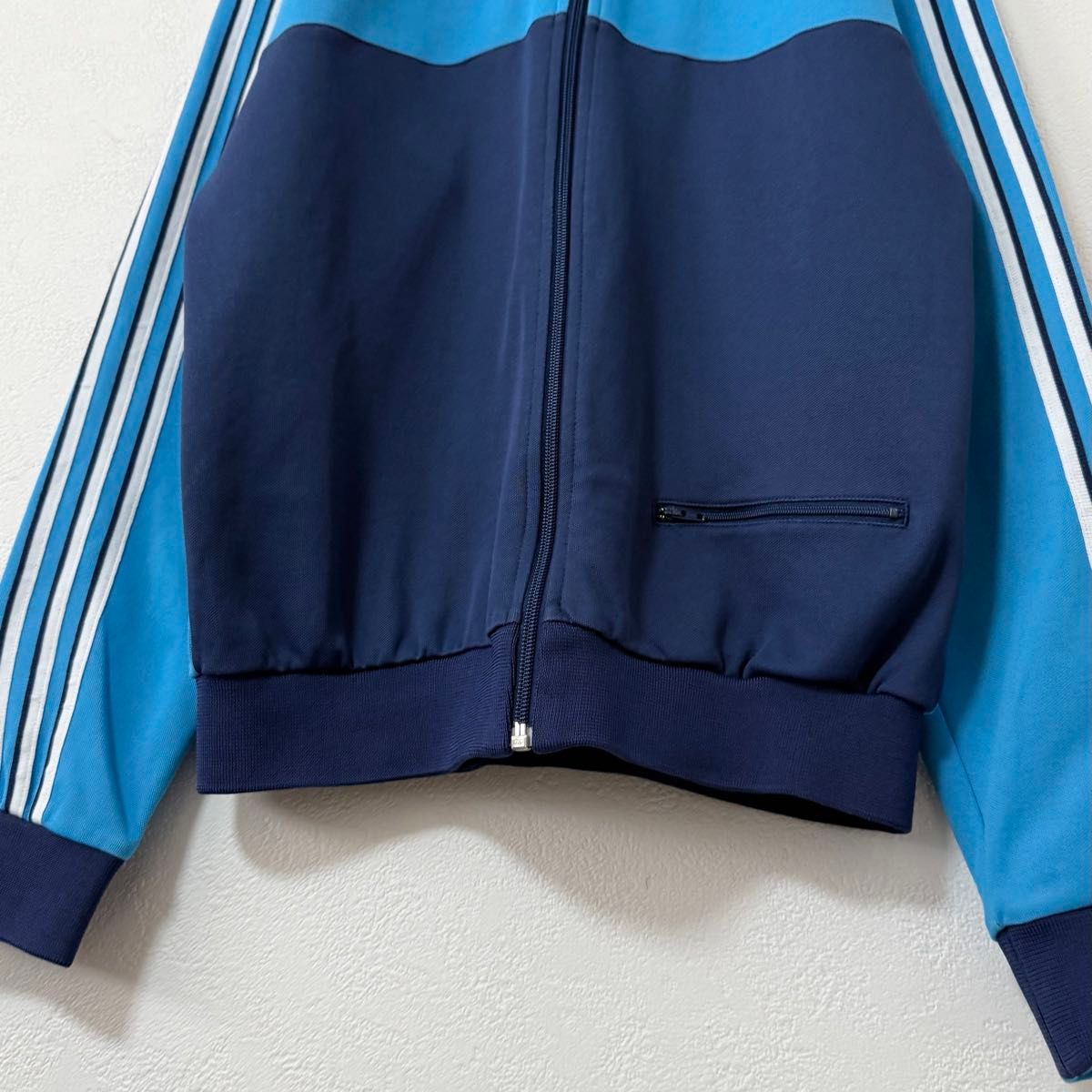 美品 adidas/アディダス ジャージ トラックジャケット ライト 美品 adidas/アディダス ジャージ トラックジャケット ライト