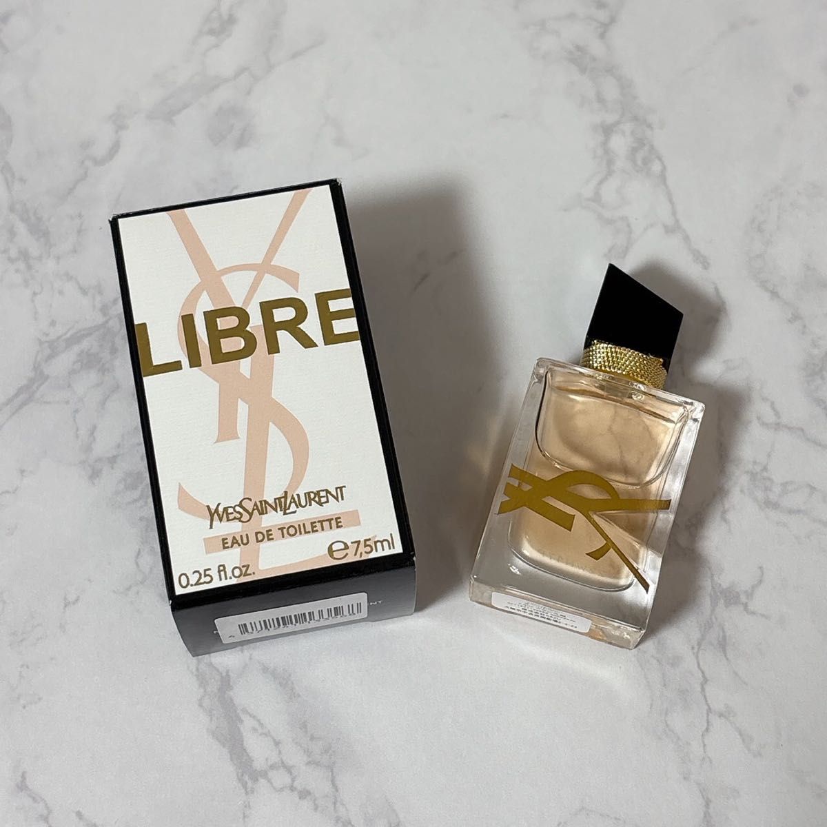 新品未使用】YSL イヴ・サンローラン リブレ オーデトワレ 7 5ml 新品未使用】YSL イヴ・サンローラン リブレ オーデトワレ 7 5ml
