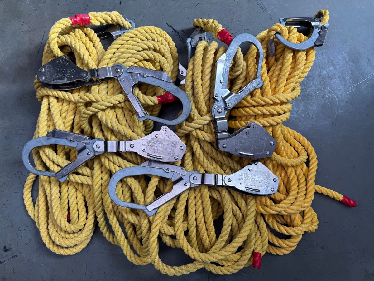 美品 親綱ロープ 緊張器付き 15m 4本セット 即納 領収書可 送料一律 高所作業 落下防止安全帯 安全ブロック 藤井電工 o1102