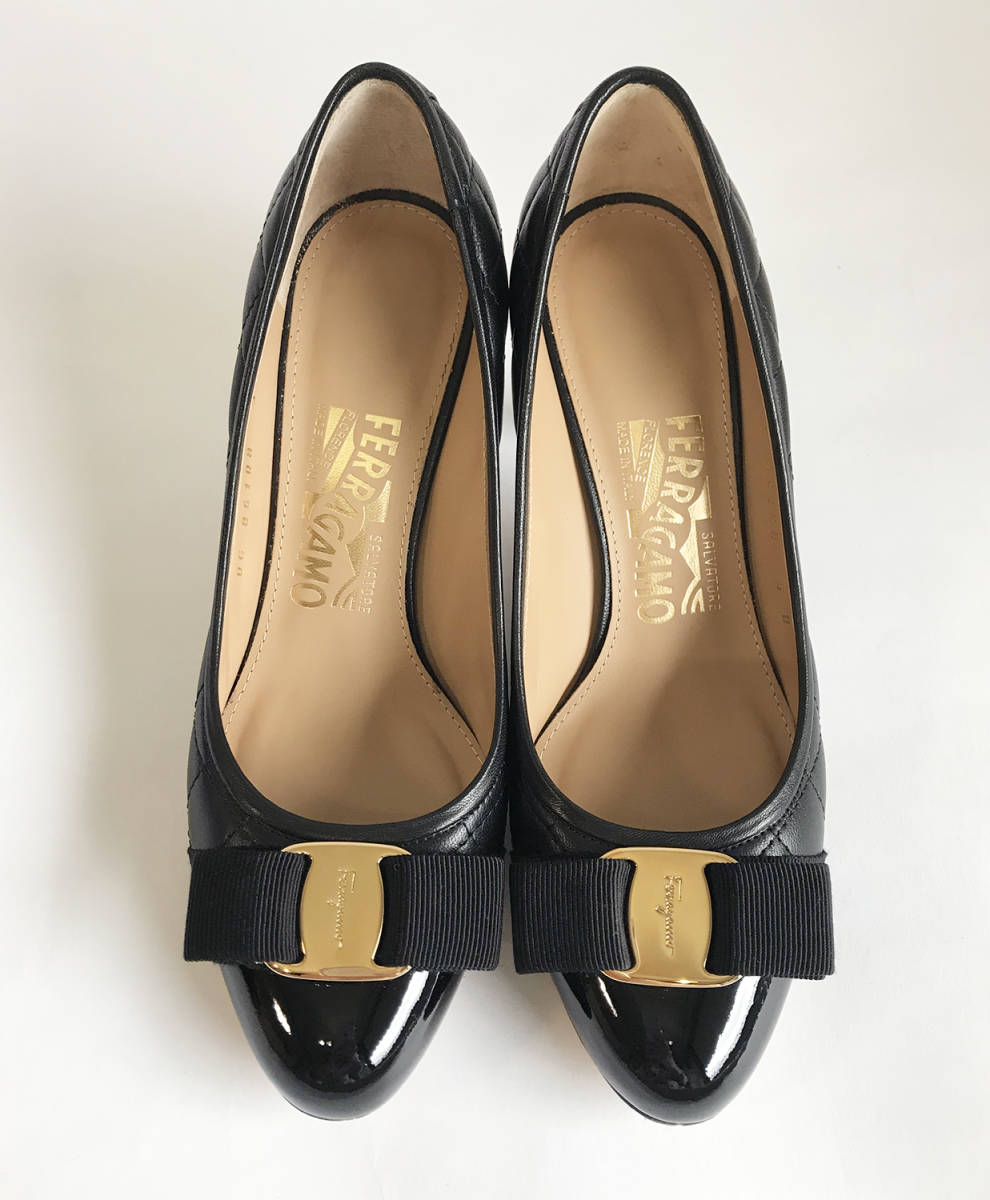 Salvatore Ferragamo サルヴァトーレ・フェラガモ CARLA70 Salvatore Ferragamo サルヴァトーレ・フェラガモ CARLA70