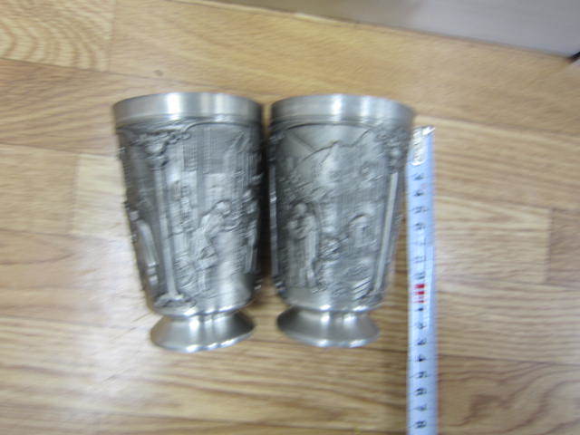 中古　Zinn (95% gegossen) Pewter 錫製　ビアカップ　　ペア_画像3