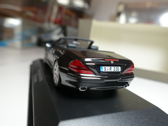 Mercedes Benz　SL　Black　Cabriolet　1/43　MINICHAMPS メルセデス　ベンツ_画像8