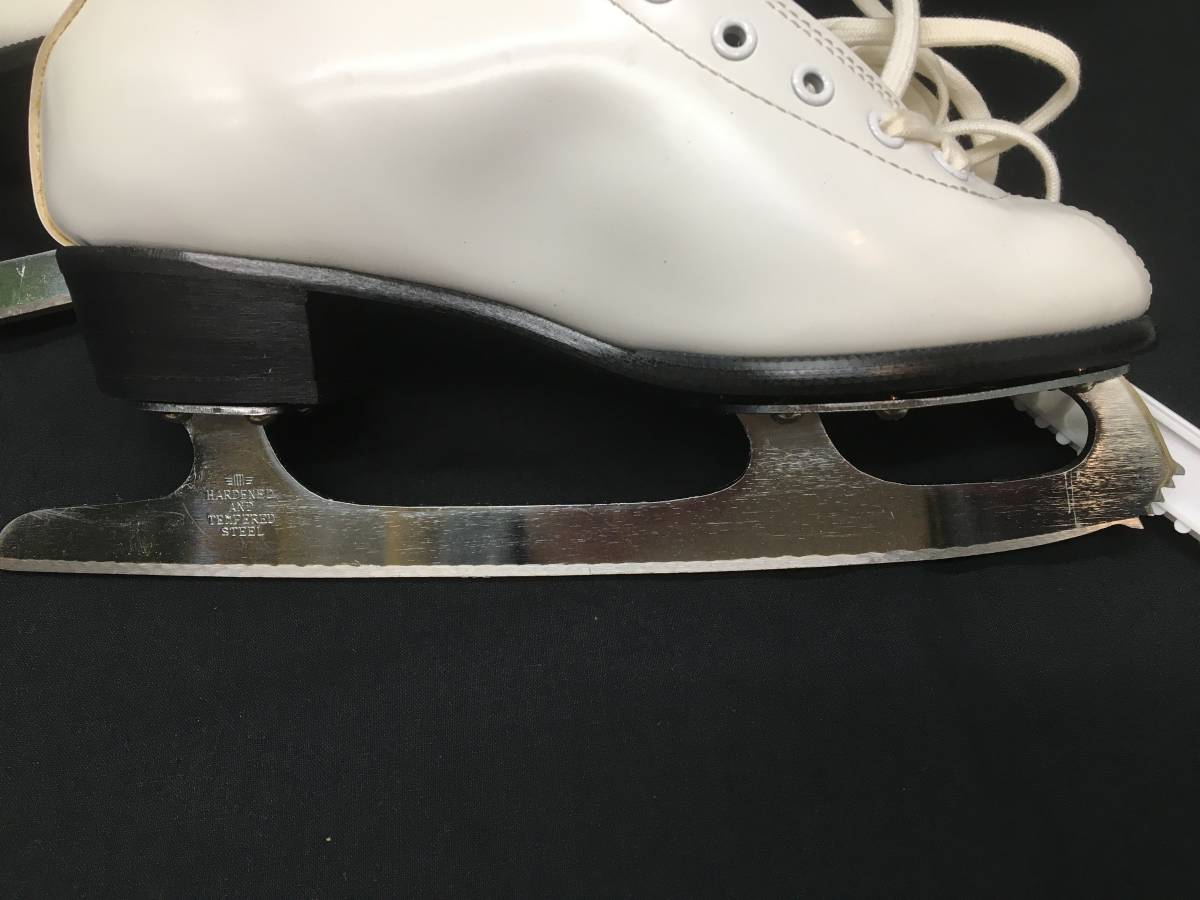 スケート靴　1★MARU-M　フィギュアスケート 靴　 ホワイト/白　23cm　アイススケート　未使用品　スケーティングシューズ_画像4