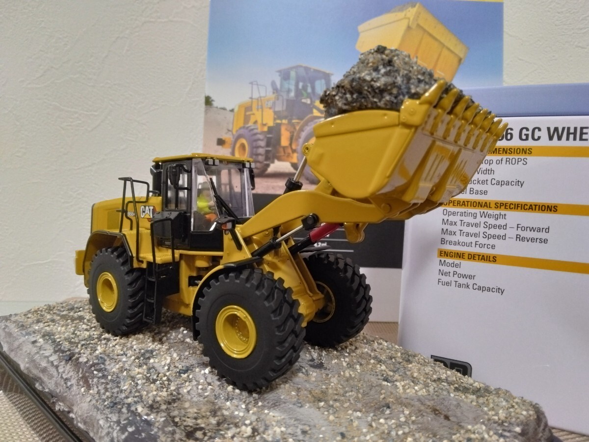 CAT キャタピラー 966GC ホイールローダー 1/50 建設機械 砕石