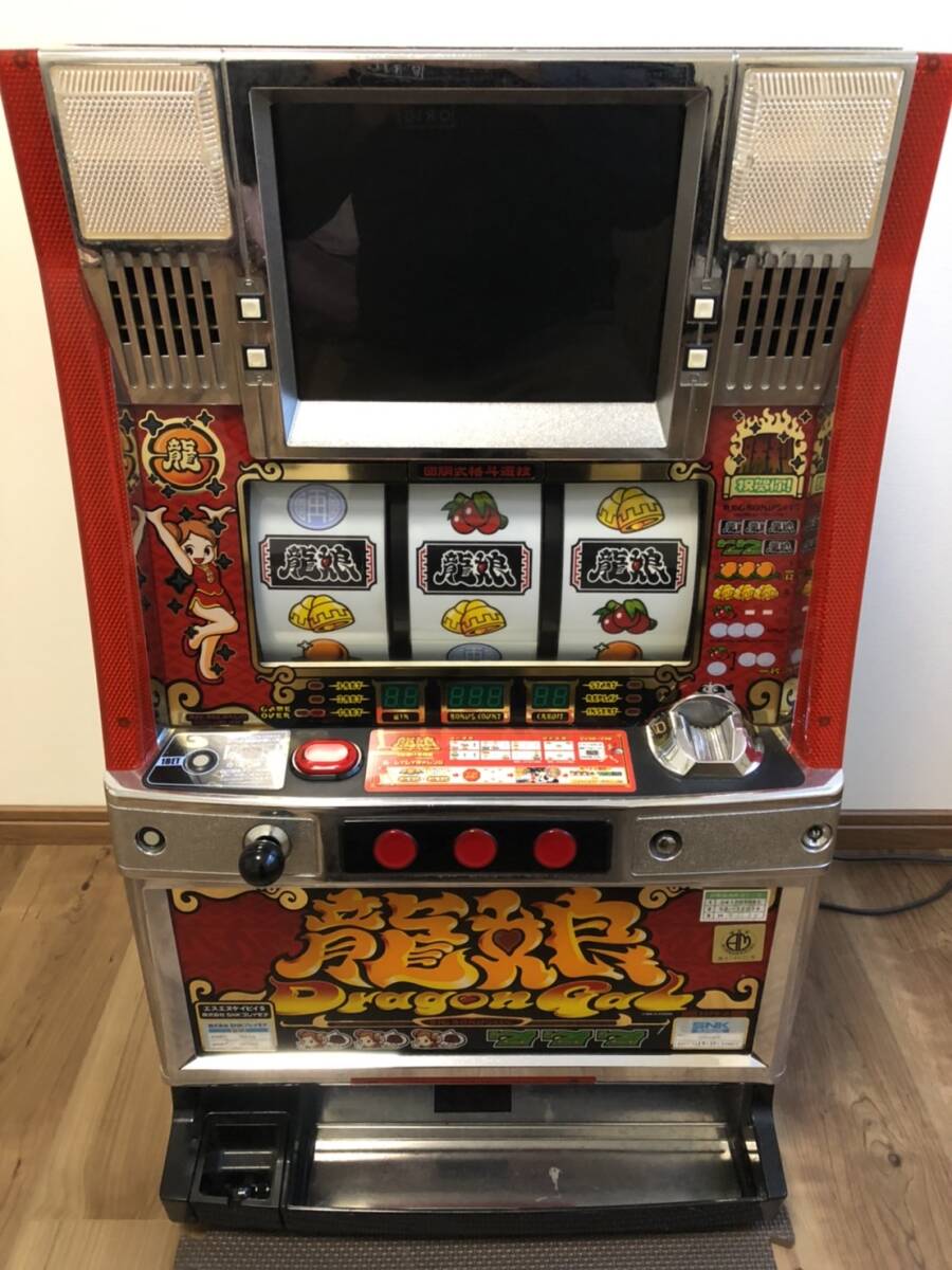 龍娘【ドラゴンギャル】4.5号機 SNKプレイモア パチスロ 実機 龍娘【ドラゴンギャル】4.5号機 SNKプレイモア パチスロ 実機