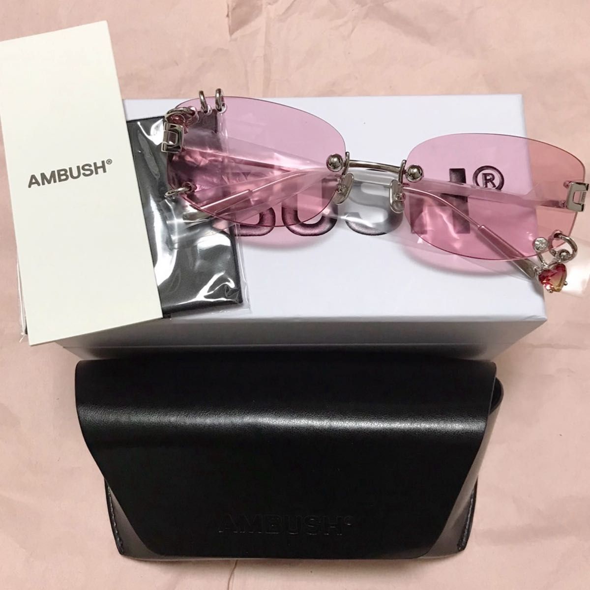 AMBUSH ピアスサングラス ピンク アンブッシュ リムレスメガネ AMBUSH ピアスサングラス ピンク アンブッシュ リムレスメガネ