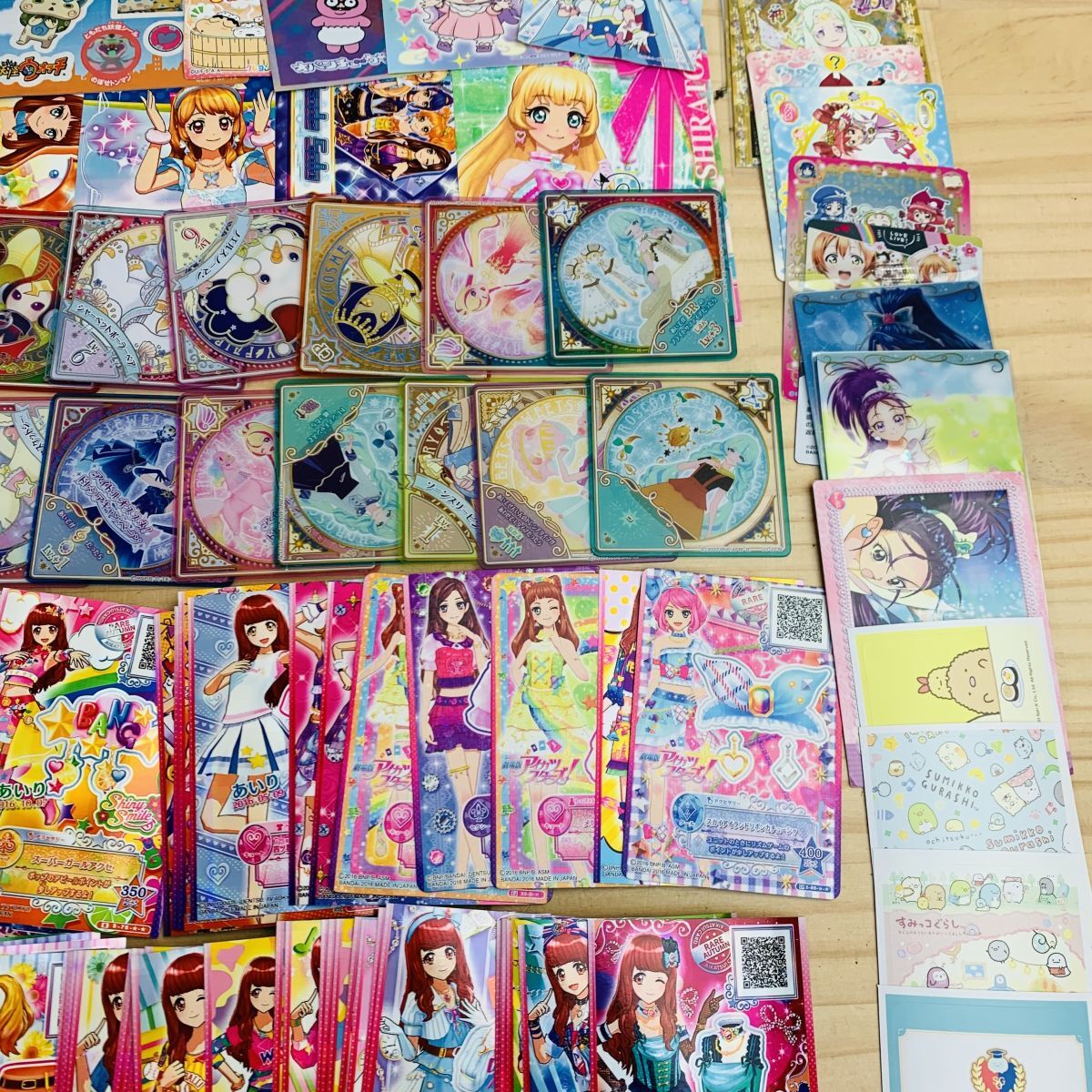 送料無料の通販 アイカツ まとめ売り AG44270 カード セット バインダー アイカツ