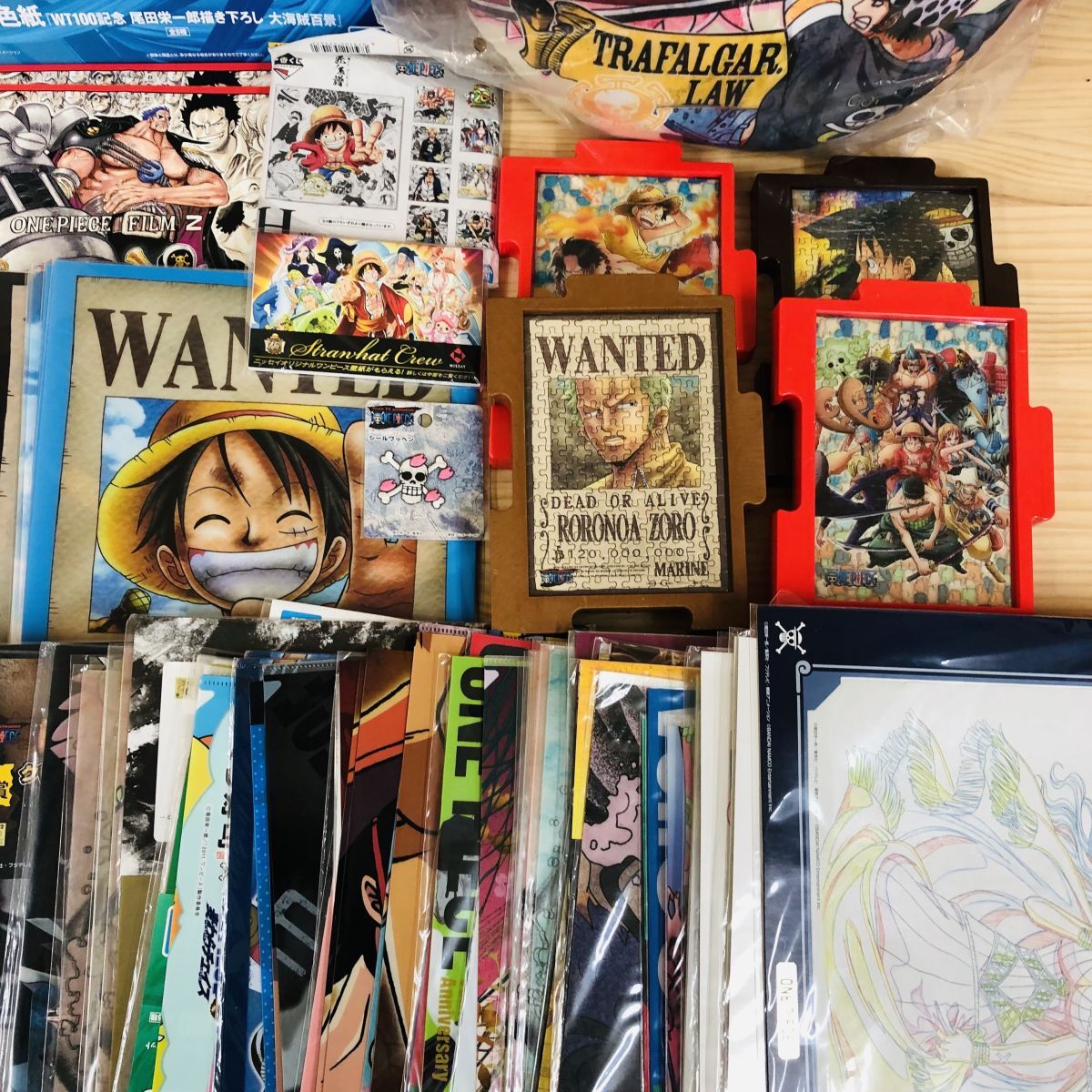 【ご予約品】 ワンピース PIECE ONE まとめ AX44166 手配書 グラス 食器 色紙 その他