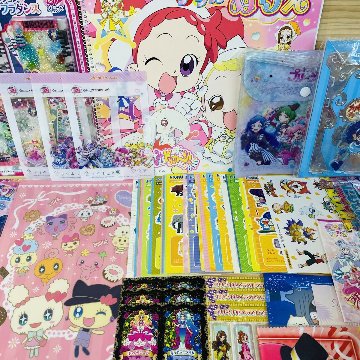 AT44550 まとめ売り 女の子キャラ カード たまごっち アイカツ AT44550 まとめ売り 女の子キャラ カード たまごっち アイカツ