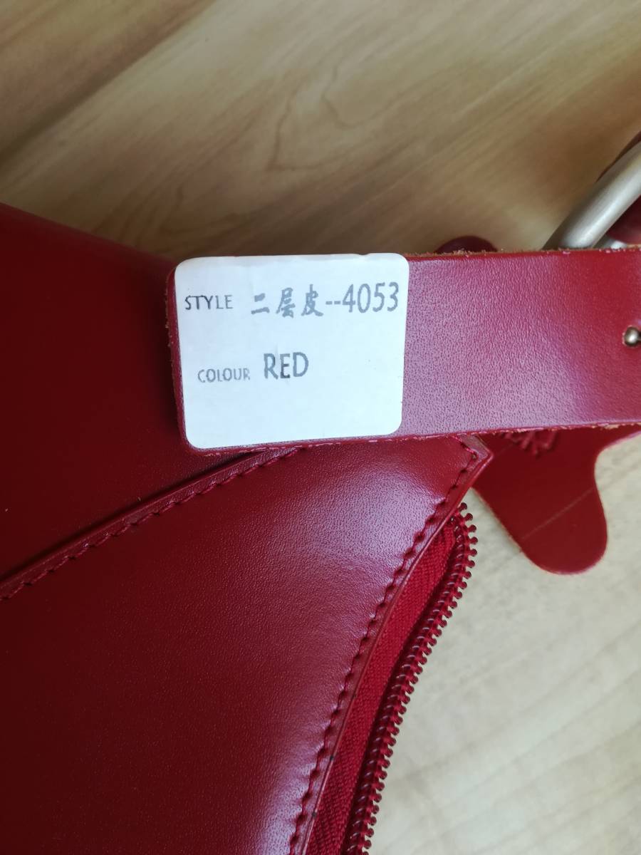 ☆未使用☆レディース ハンドバッグ 中国製 本皮 硬めの皮 赤 ☆未使用☆レディース ハンドバッグ 中国製 本皮 硬めの皮 赤