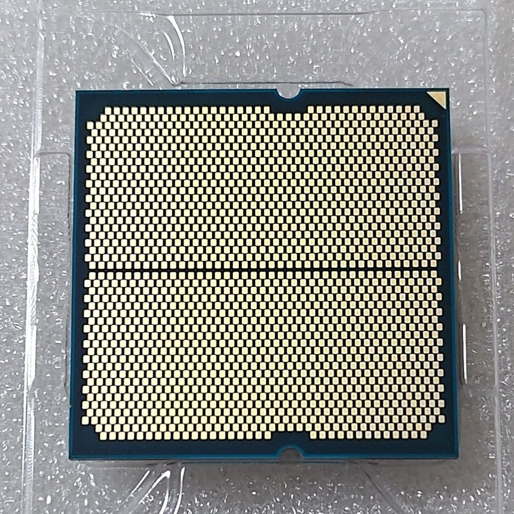 新品未使用 AMD Ryzen 7 9700X Socket AM5 8コア16スレッド 新品未使用 AMD Ryzen 7 9700X Socket AM5 8コア16スレッド