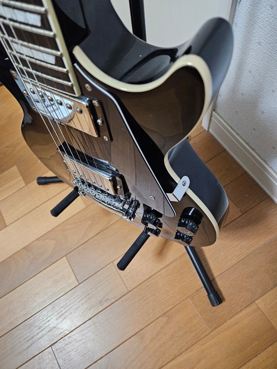 プレイテック LP400BK (LP400 Blackレスポールタイプ) 訳アリ プレイテック LP400BK (LP400 Blackレスポールタイプ) 訳アリ