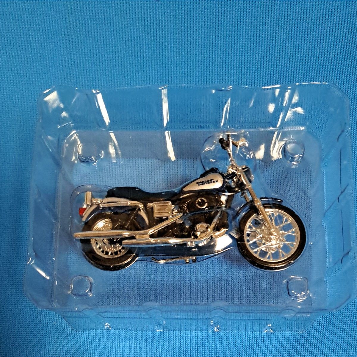 マイスト 1/24 Harley-Davidson ブルー オートバイ バイク 模型 マイスト 1/24 Harley-Davidson ブルー オートバイ バイク 模型