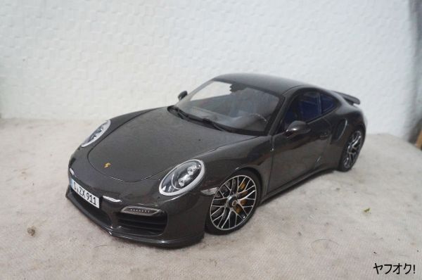 ミニチャンプス ポルシェ 911 ターボS 1/18 ミニカー グレイ ミニチャンプス ポルシェ 911 ターボS 1/18 ミニカー グレイ