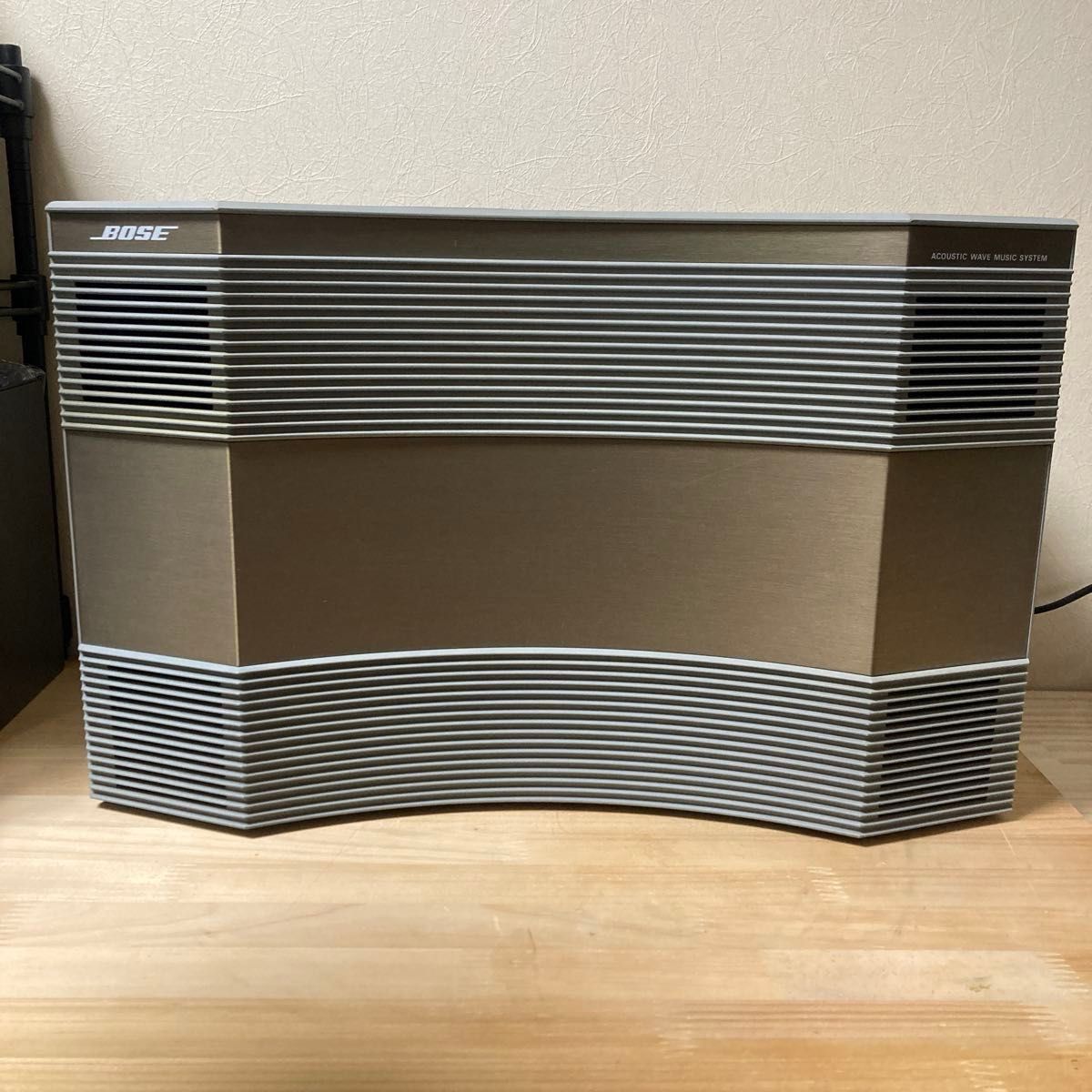 BOSE AW-1D CDラジカセ Acoustic Wave MUSIC System 中古品 BOSE AW-1D CDラジカセ Acoustic Wave MUSIC System 中古品