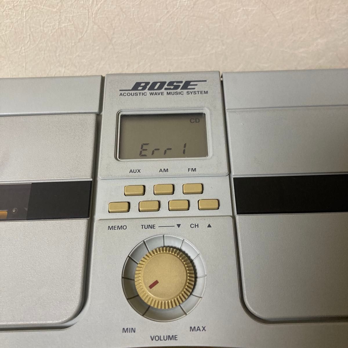 BOSE AW-1D CDラジカセ Acoustic Wave MUSIC System 中古品 BOSE AW-1D CDラジカセ Acoustic Wave MUSIC System 中古品