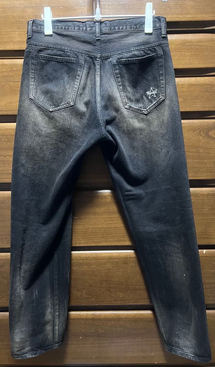 Supreme Distressed Loose Fit Selvedge Jean Supreme Distressed Loose Fit Selvedge Jean
