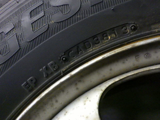 91202-23-2 ★ スタッドレスタイヤ 195/70R15 106/104 LT ブリヂストン 2013年製 ホイール タイヤ 1本 TOPY_画像8