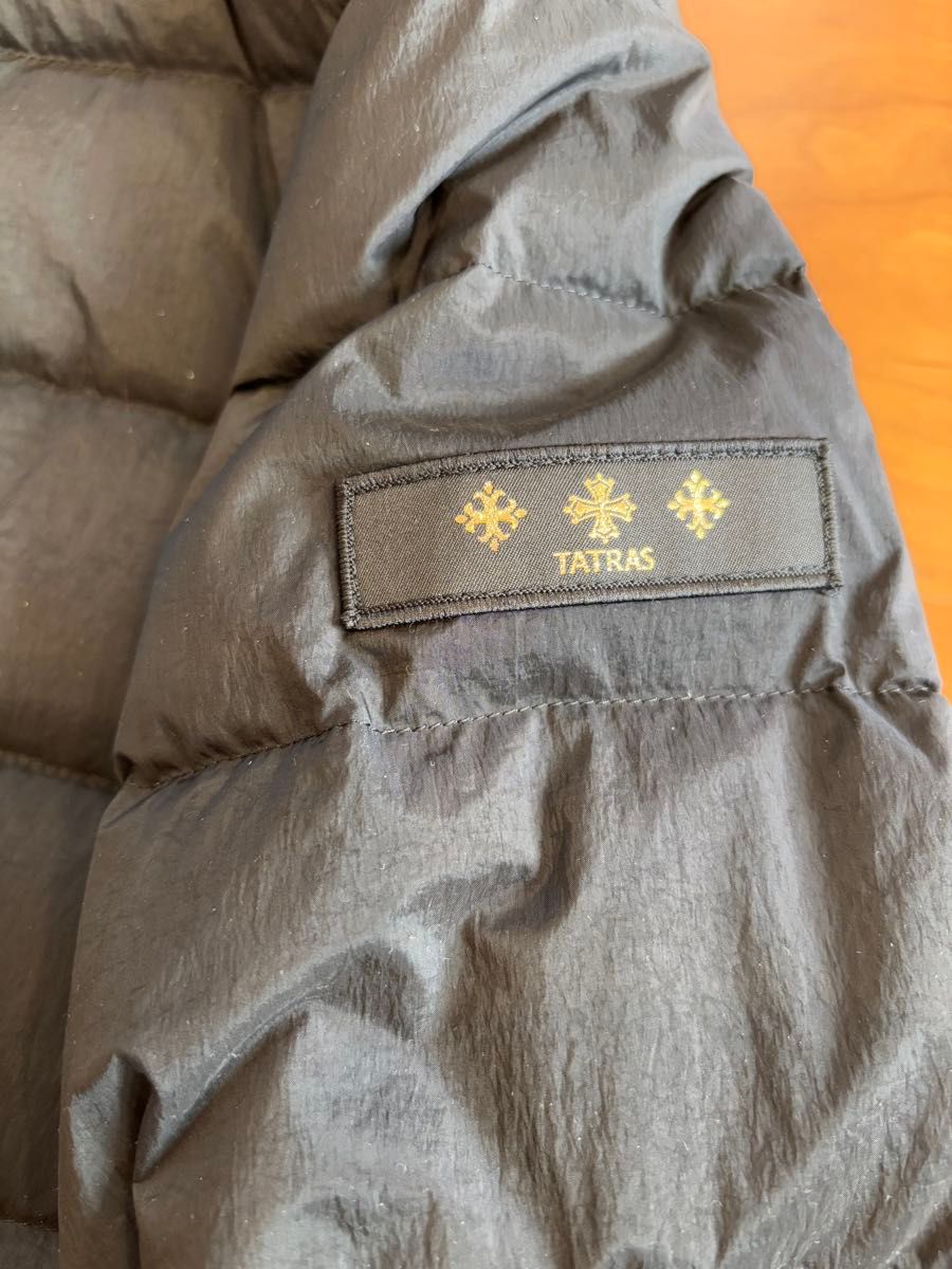 24AW 新作 04 XL 新品 タトラス ブレヴァ ダウン ブラック 希少 24AW 新作 04 XL 新品 タトラス ブレヴァ ダウン ブラック 希少