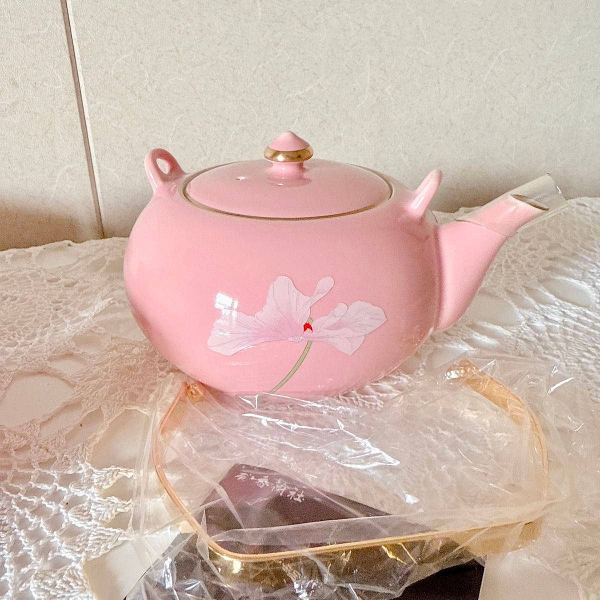 291/未使用 香蘭社 シクラメン ピンク 茶器揃 急須 湯呑み 茶器 291/未使用 香蘭社 シクラメン ピンク 茶器揃 急須 湯呑み 茶器