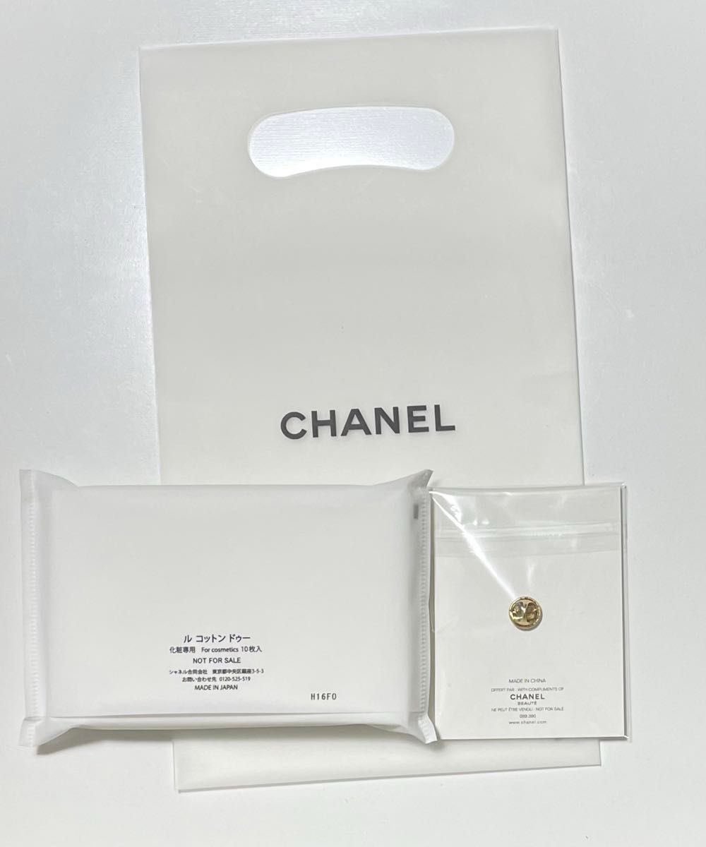 CHANEL シャネル ラコレクション ノベルティ ①ピンブローチ② CHANEL シャネル ラコレクション ノベルティ ①ピンブローチ②